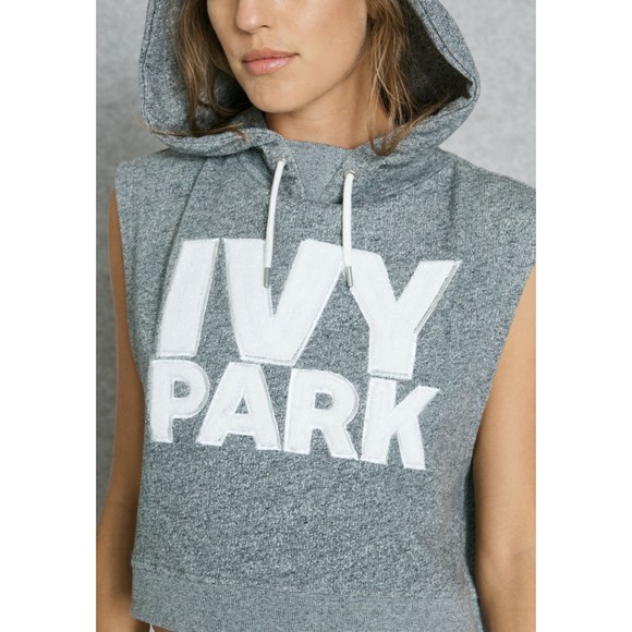 NWOT Ivy Park Women Sleeveless Cropped Logo Hoodie Grey Size XS Drawcord - Picture 7 of 12